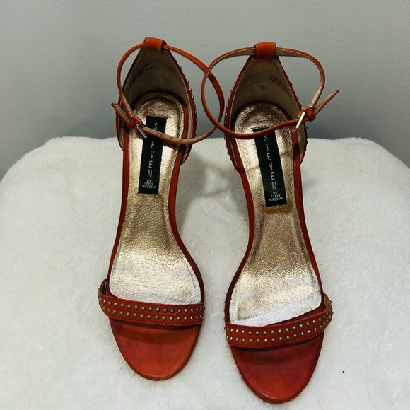 Beautiful Steven Madden heels shoes, size 7, orange, heel 5” - Picture 3 of 15